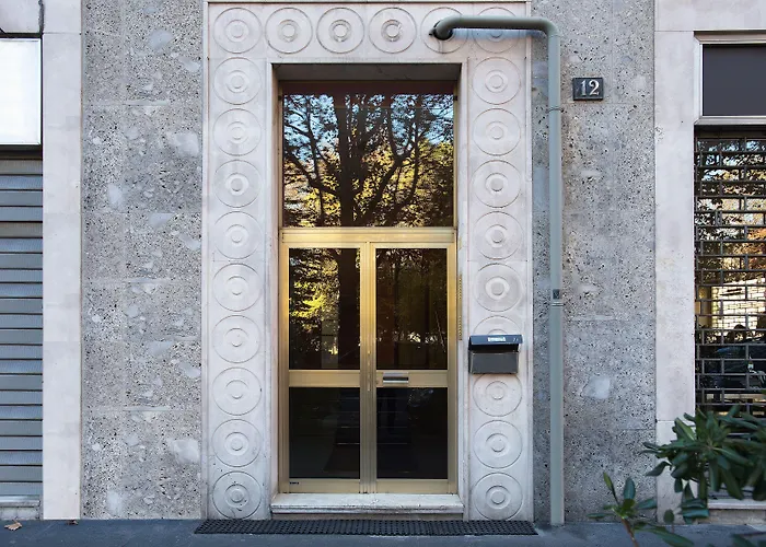 Milan Skyline Apartment In Citta Studi A 1 Minuto Dal Metro Con Terrazzo Wi-Fi E Netflix